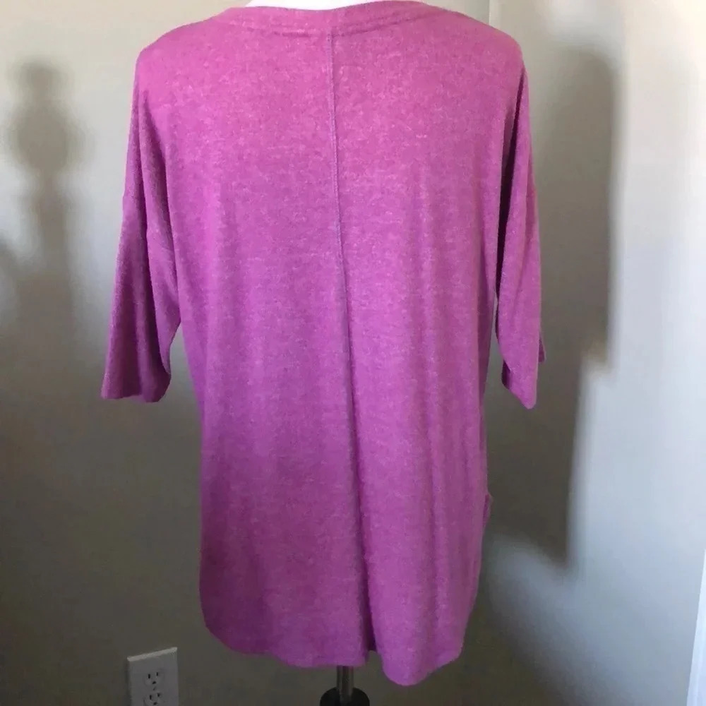 Pretty in Pink🌸 Super Soft Bobeau Tunic - Picture 4 of 4